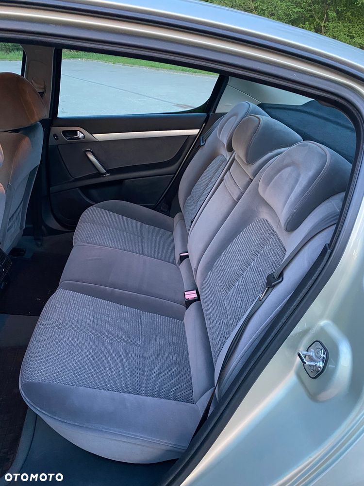 Peugeot 407 2.0 HDI ST Komfort EU4 - 10