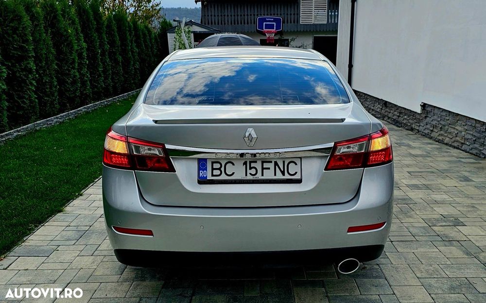 Renault Latitude 2.0 16 V Privilege - 2