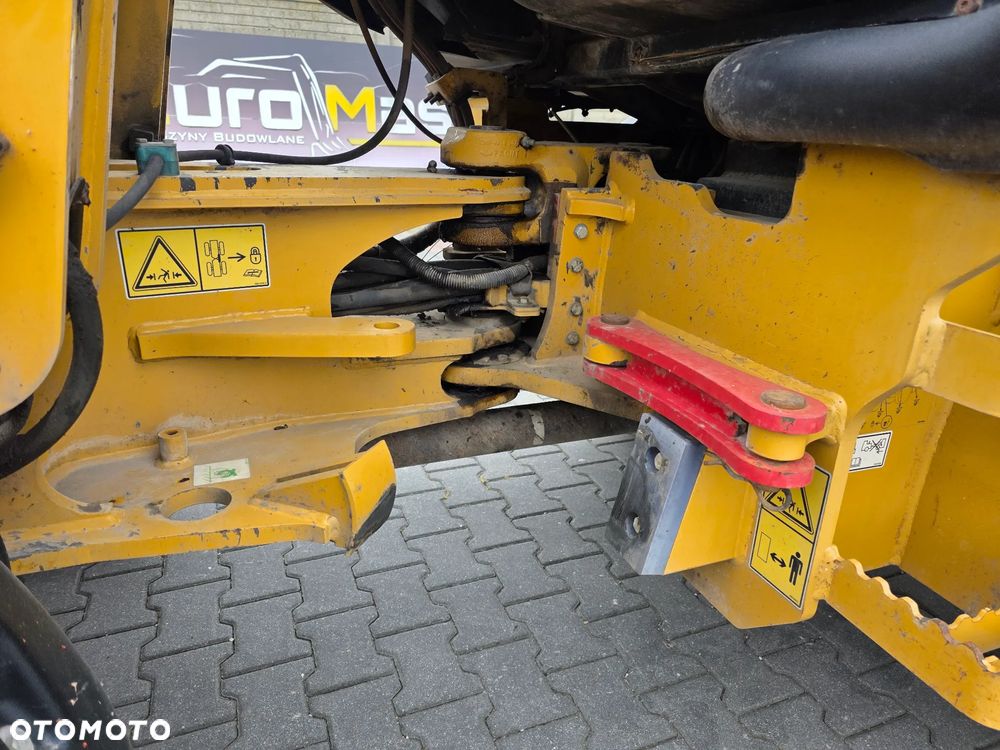 Caterpillar 907H, 2012 ROK, 4100 MTH, ŁYŻKA OTWIERANA + WIDŁY - 11