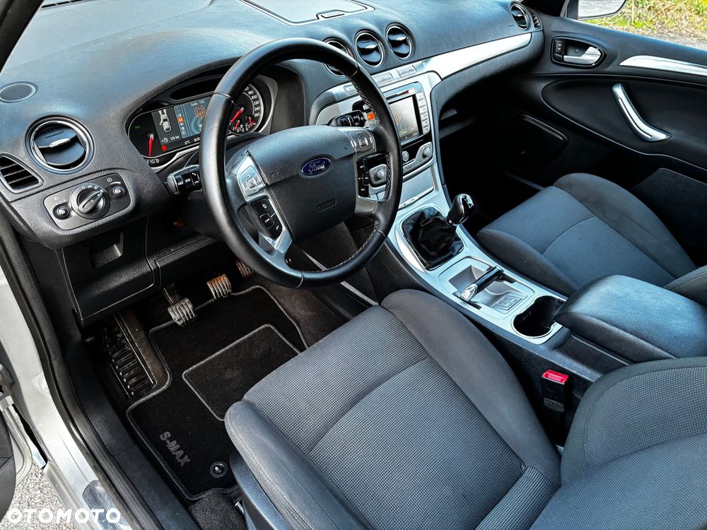 Ford S-Max 2.0 Titanium - 18