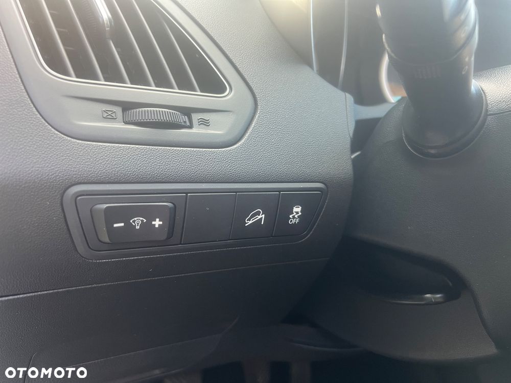 Hyundai ix35 - 25