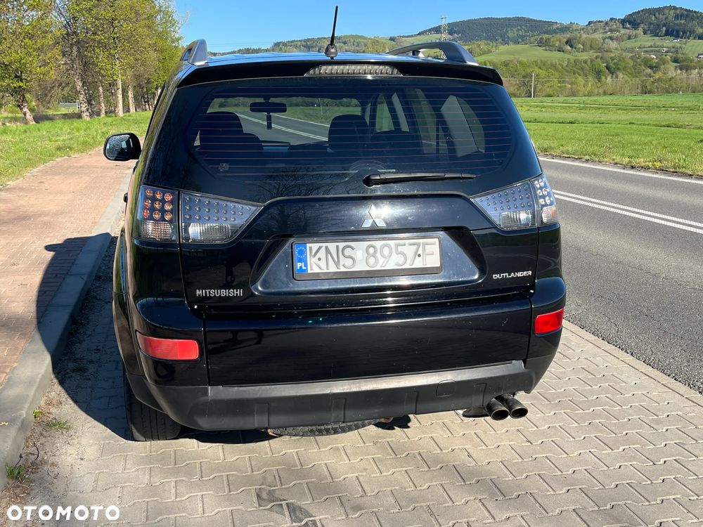 Mitsubishi Outlander 2.0 DID Instyle - 8