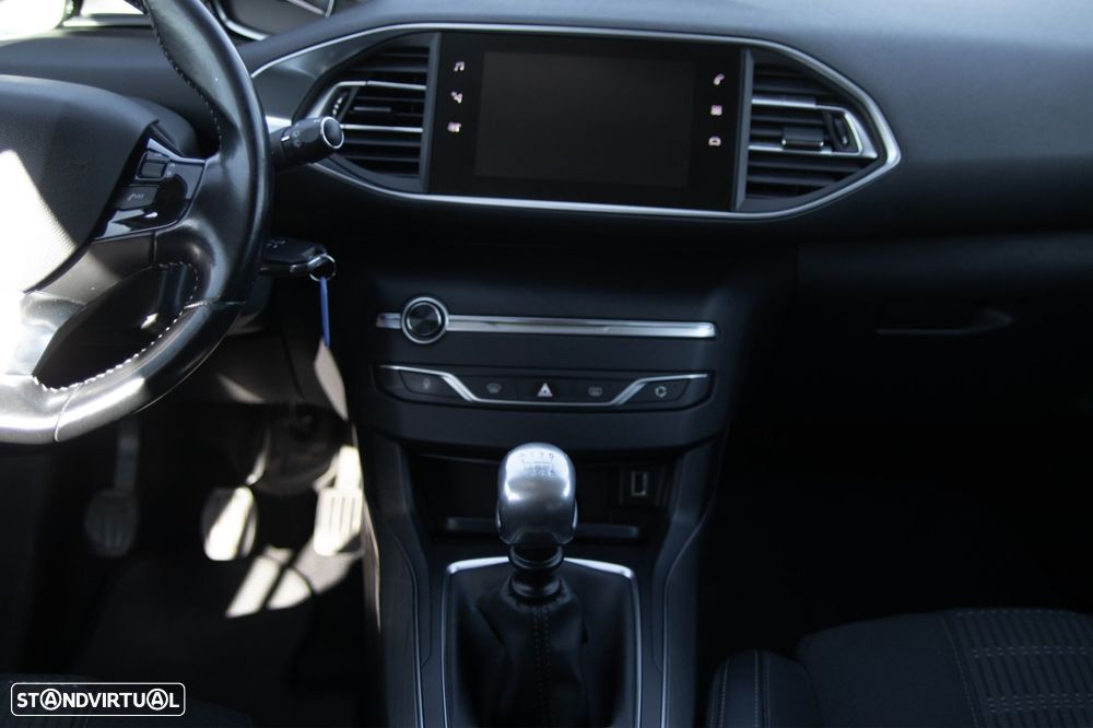 Peugeot 308 SW 1.5 BlueHDi Active - 16