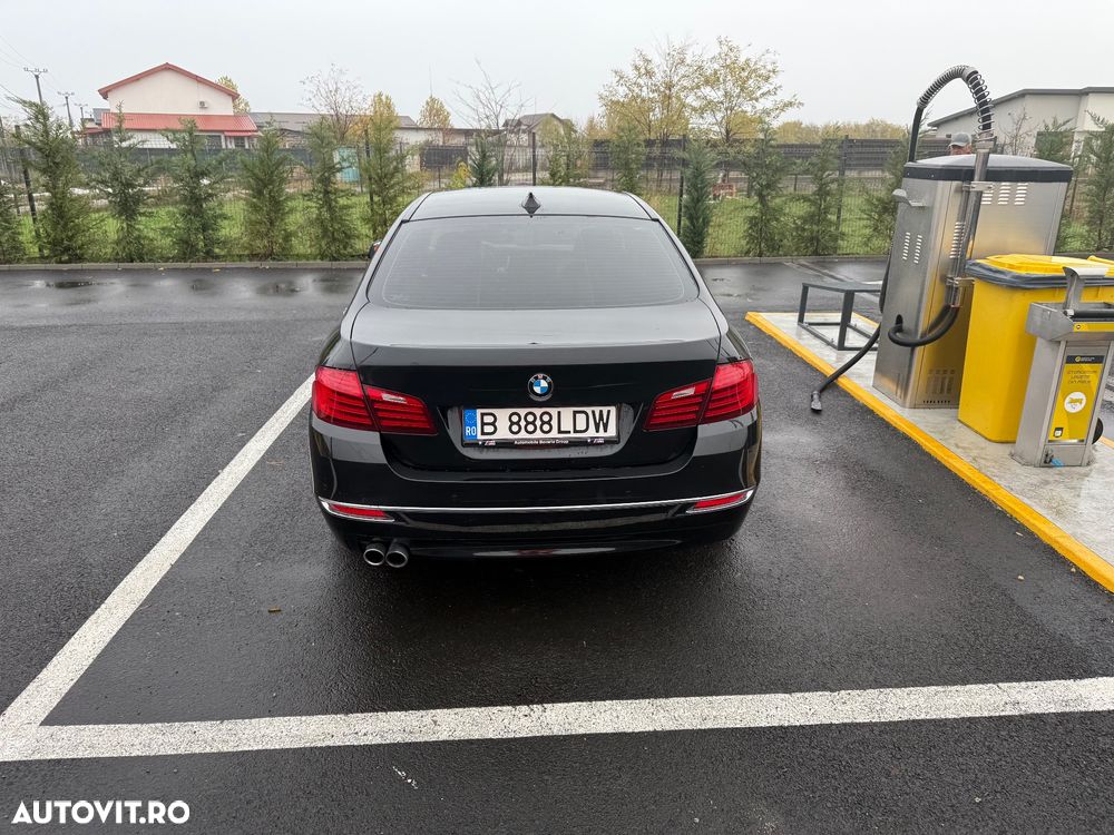 BMW Seria 5 530d xDrive AT - 5