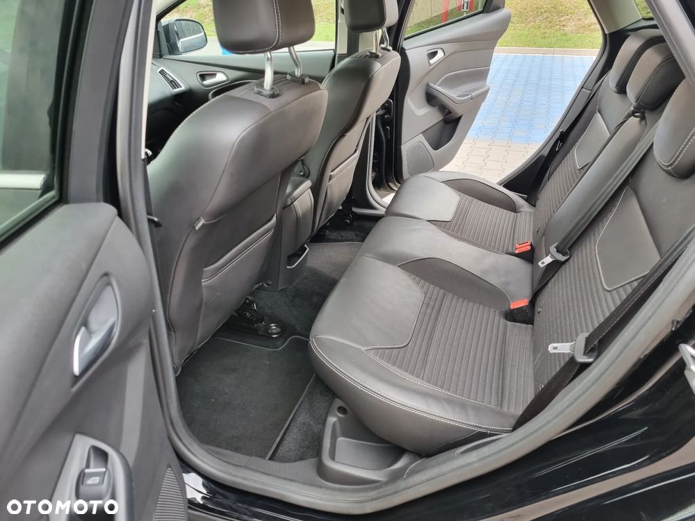 Ford Focus 2.0 TDCi Titanium ASS - 14