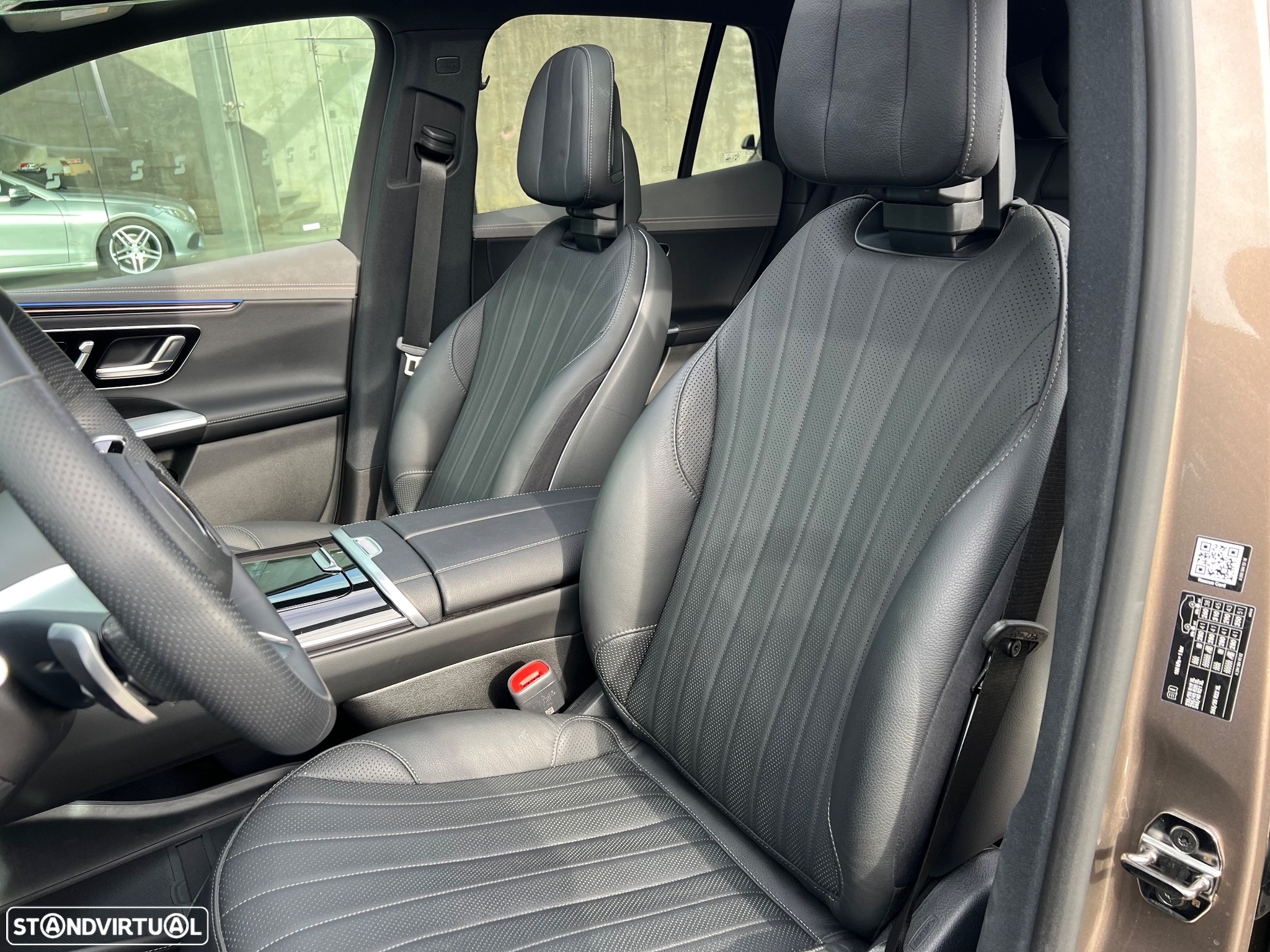Mercedes-Benz EQE SUV 300 AMG Line - 19