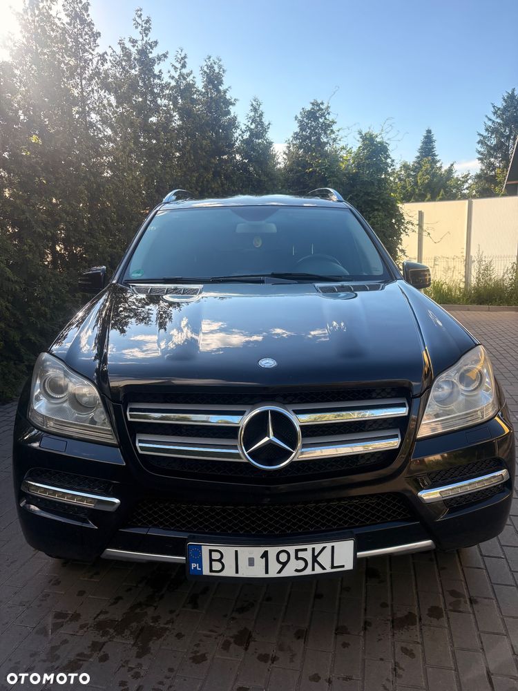 Mercedes-Benz GL 350 CDI BlueEff - 1