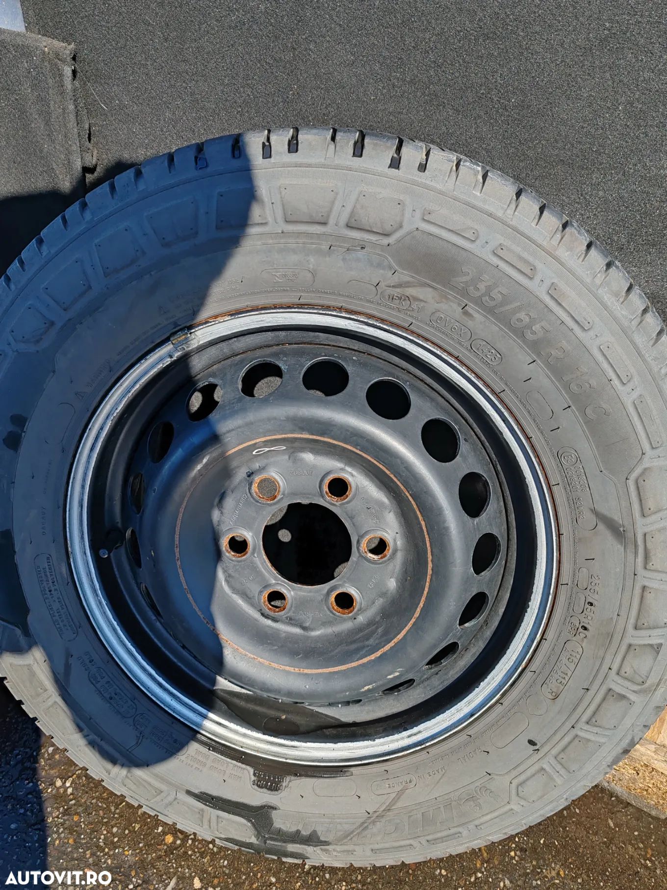 SET  Jante + anvelope sprinter pe 16 cu 6 prezoane Mercedes-Benz 235/65/R16C 4bucati  AN  2007-2016 - 1