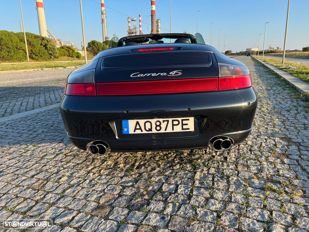 Porsche 911 (996) Carrera 4S Cabrio - 7
