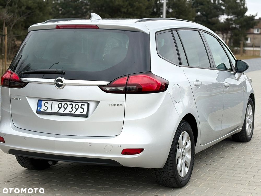 Opel Zafira - 17