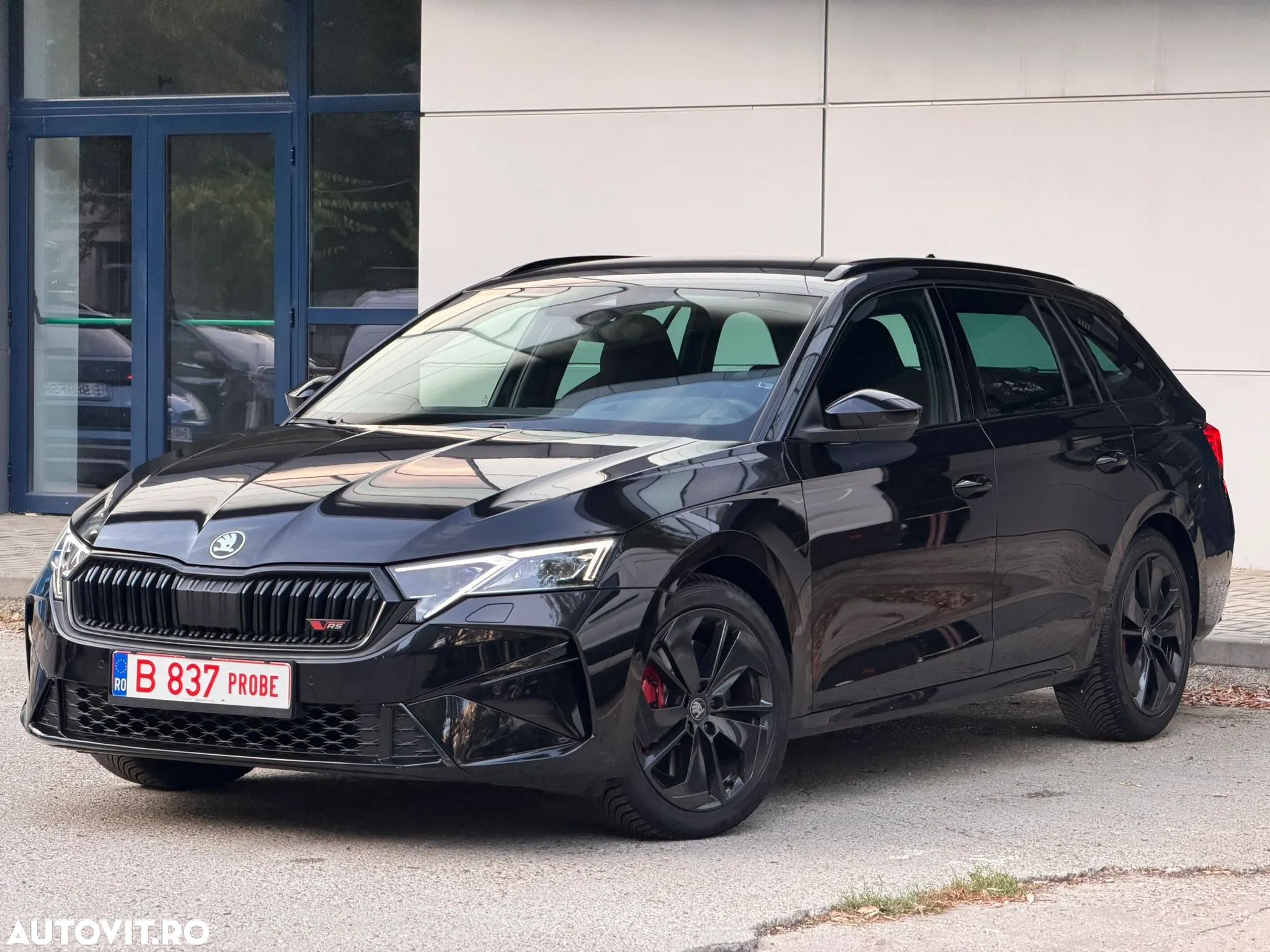 Skoda Octavia Combi 2.0 TSI 265 CP DSG RS - 1