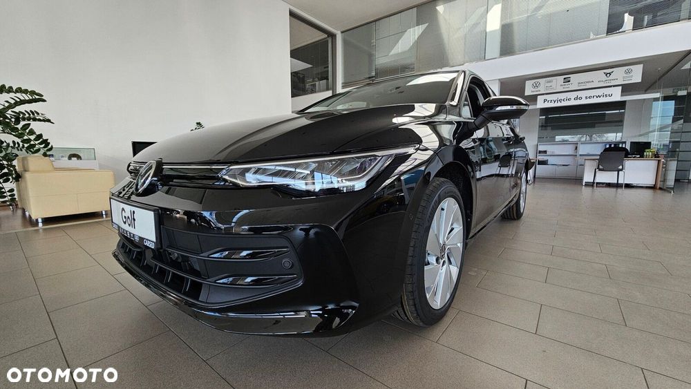 Volkswagen Golf - 11
