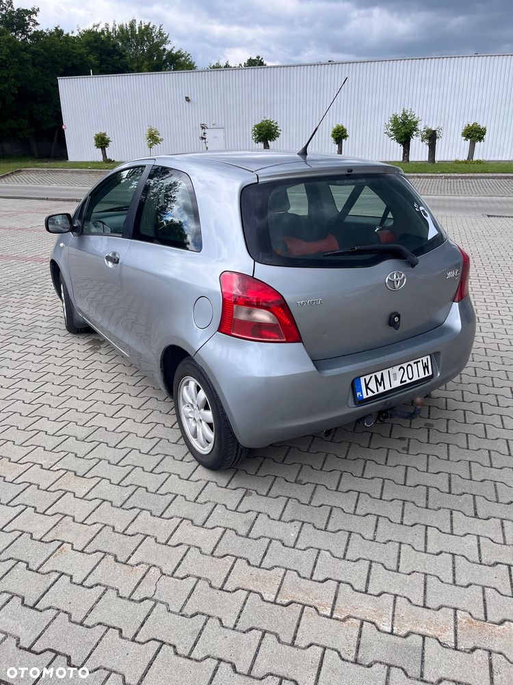Toyota Yaris 1.0 Luna A/C - 4