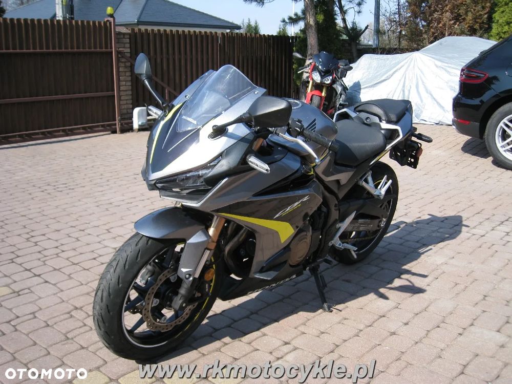 Honda CBR - 7