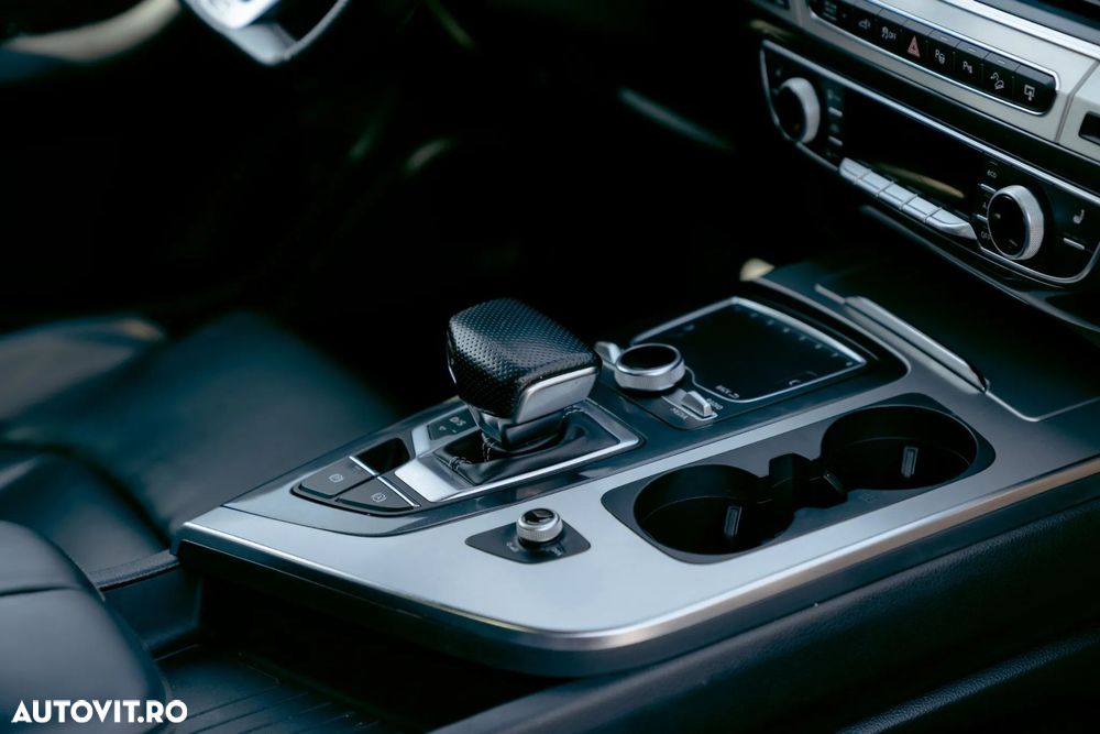 Audi Q7 - 17