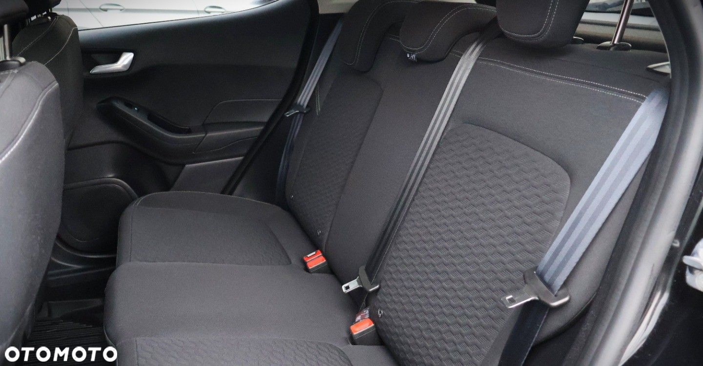 Ford Fiesta - 15