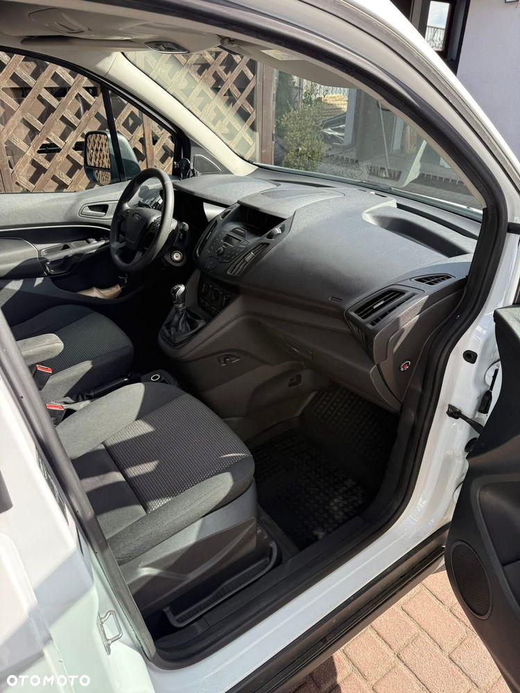 Ford Transit Connect - 11