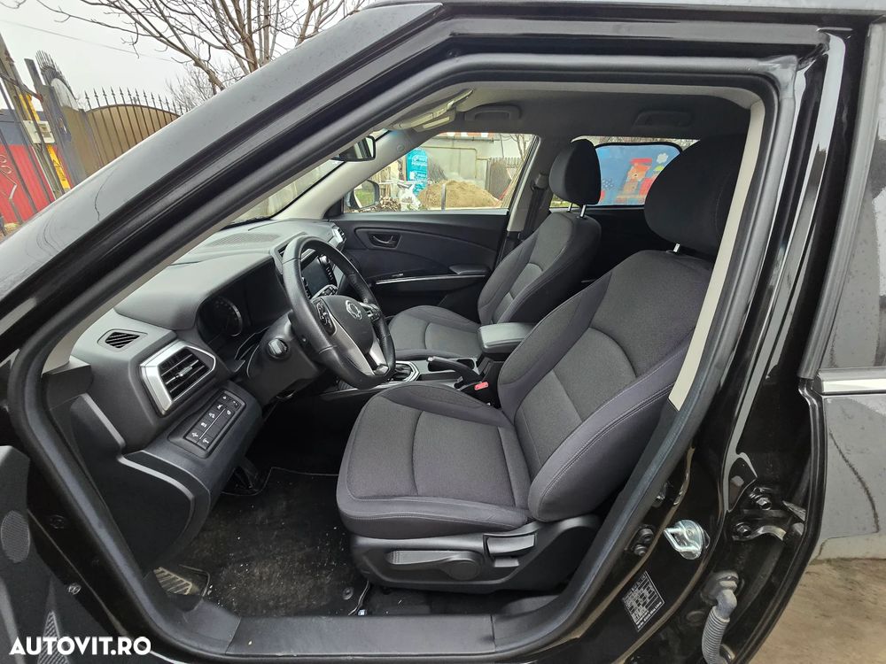 SsangYong Tivoli Grand - 8