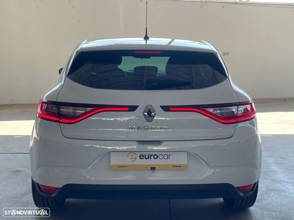 Renault Mégane ENERGY TCe 140 EDC LIMITED - 4