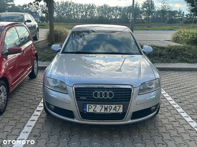 Audi A8 3.0 TDI DPF quattro - 1