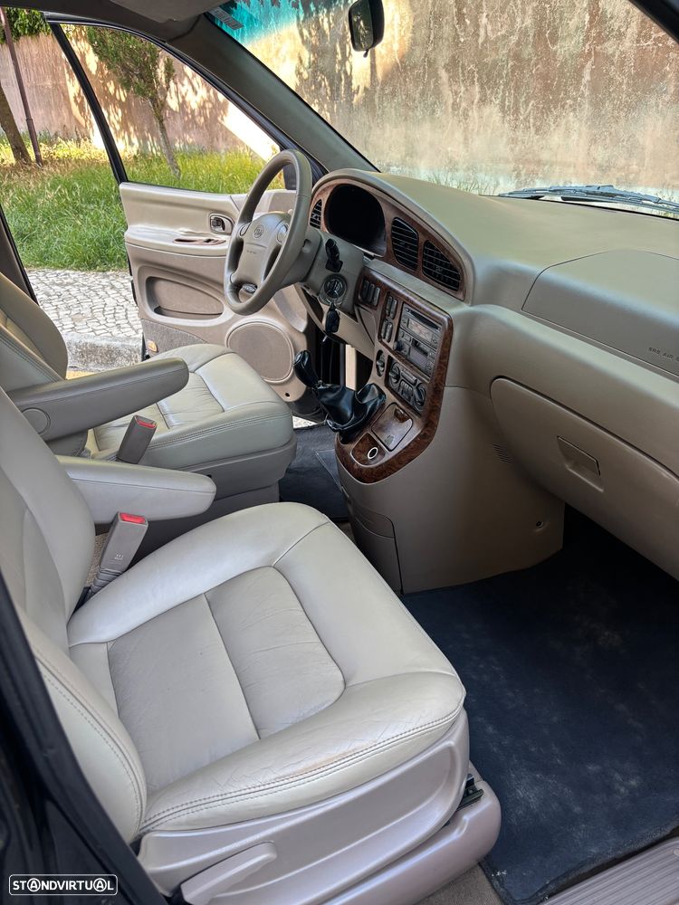Kia Carnival 2.9 TDi LS Top - 11