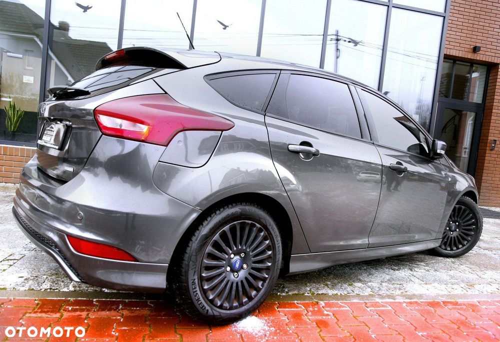 Ford Focus 1.0 EcoBoost ST-Line Style - 29