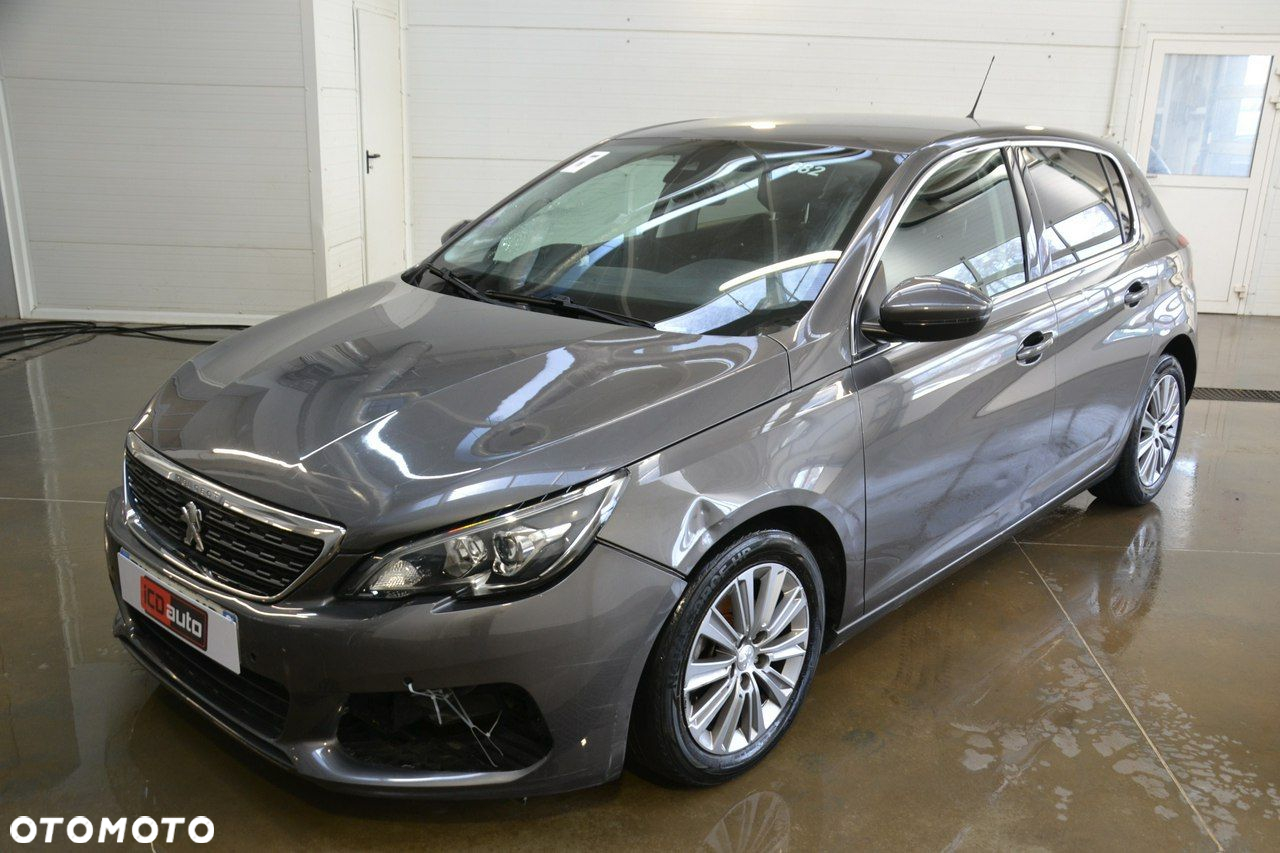 Peugeot 308 - 3