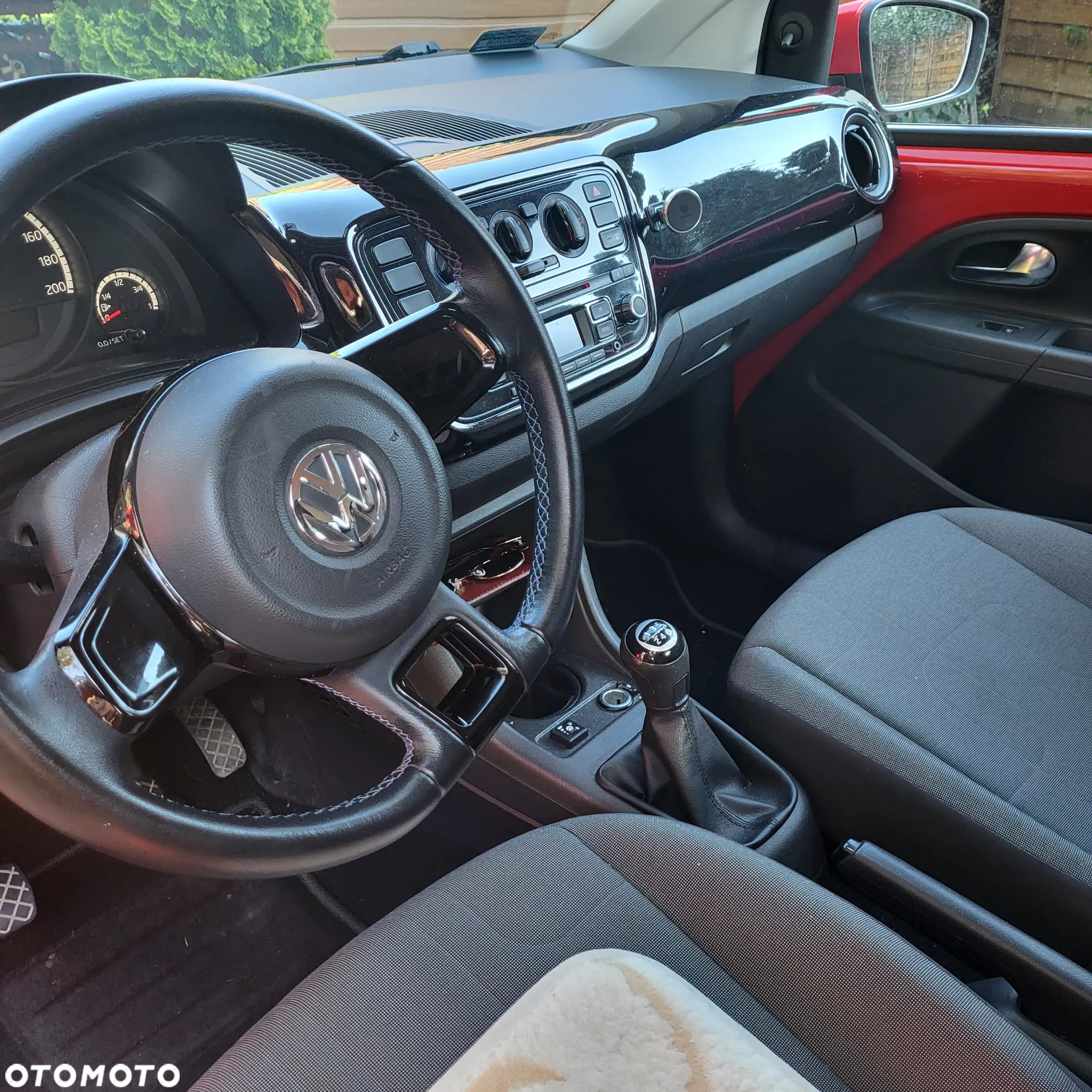 Volkswagen up! 1.0 move - 11
