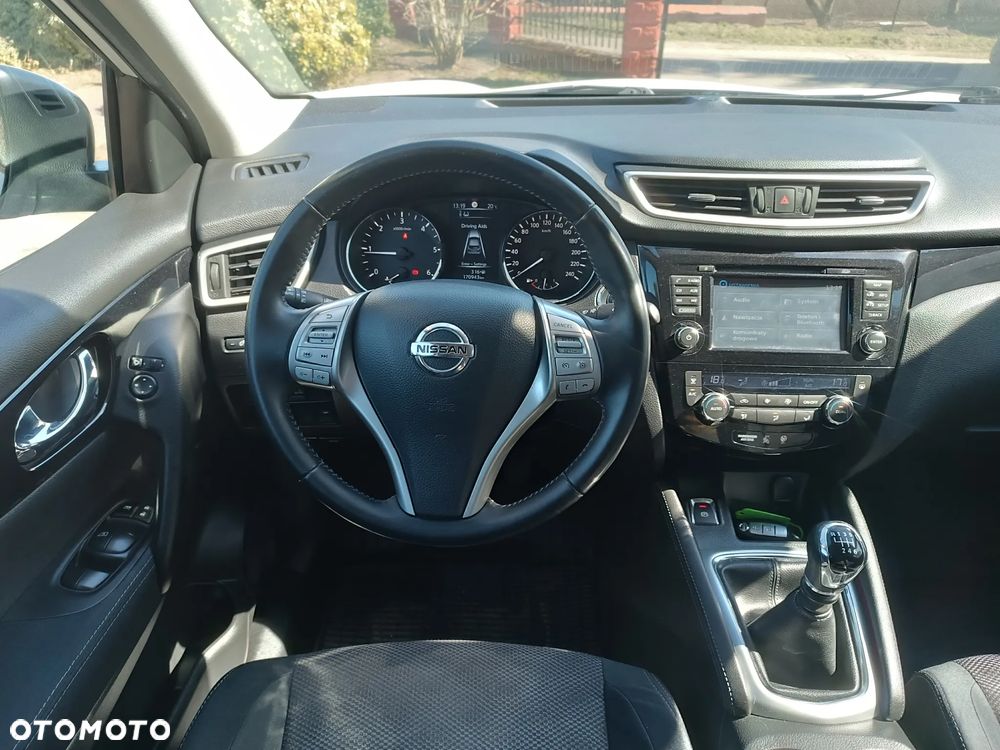 Nissan Qashqai 1.5 dCi N-Connecta - 22