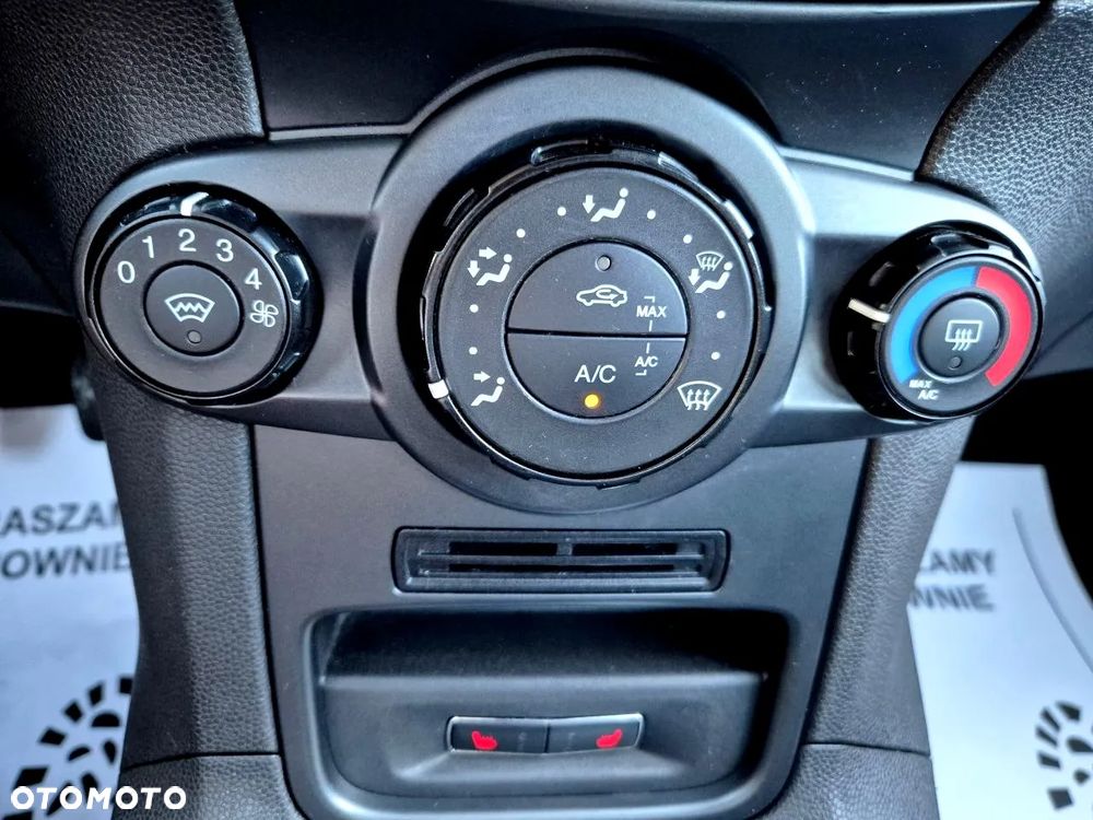 Ford Fiesta - 27