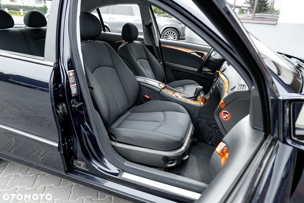 Mercedes-Benz Klasa E 200 Kompressor Automatik Elegance Sport Edition - 26