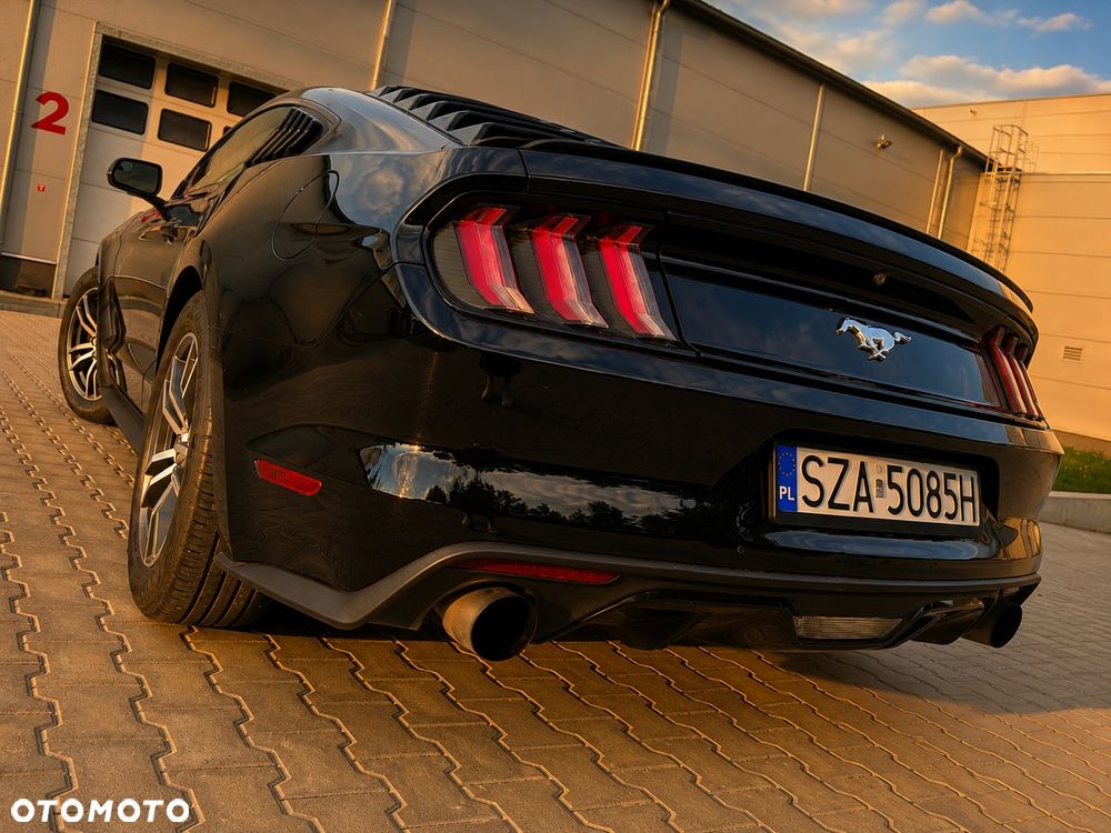 Ford Mustang - 20