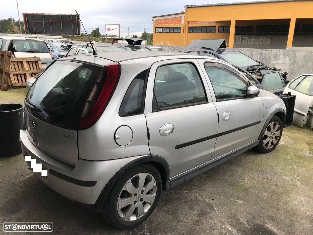 Opel Corsa C 1.3 CDTi 5P 2003 - Para Peças - 5