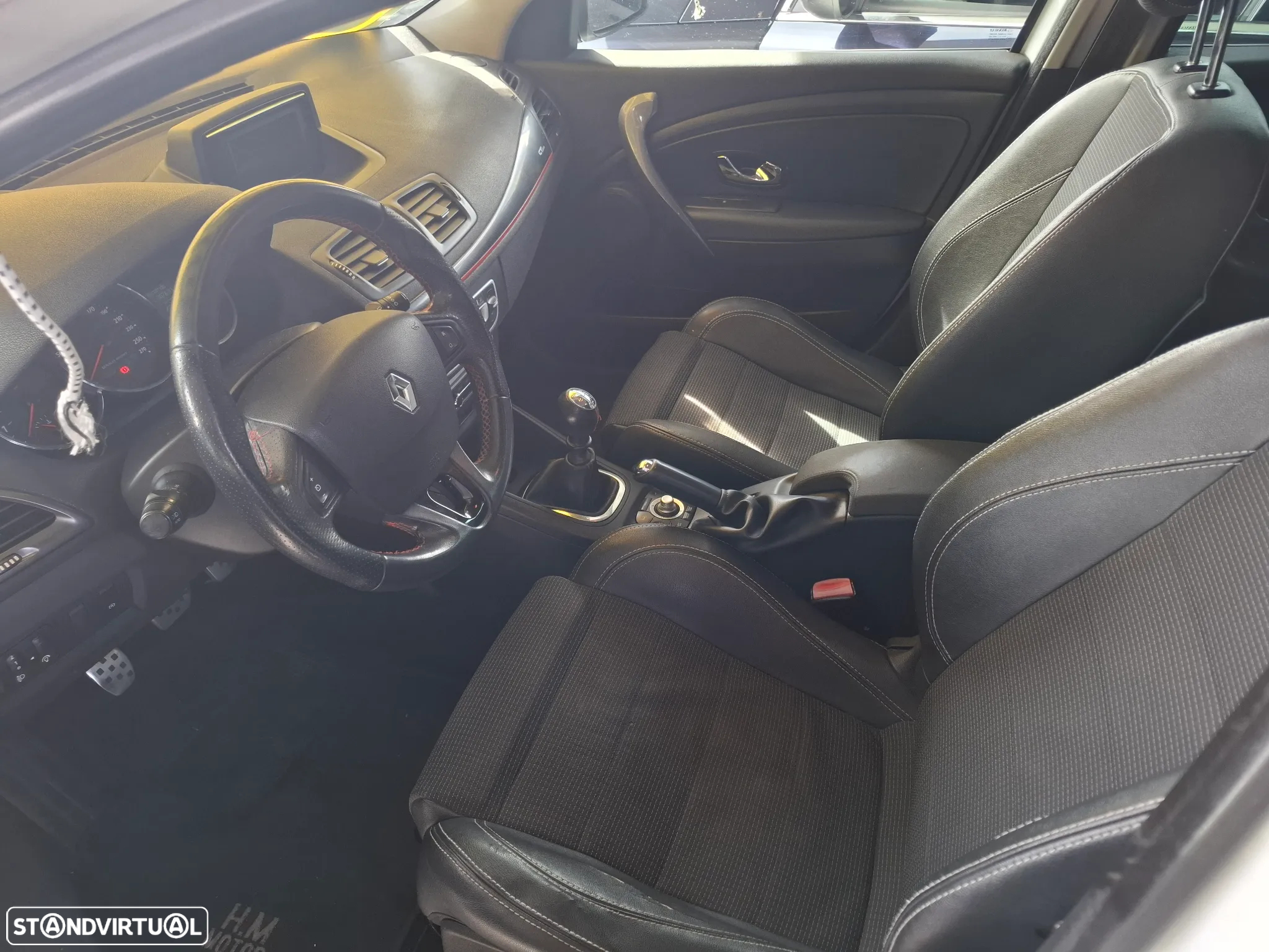 Renault Mégane Sport Tourer 1.5 dCi GT Line SS - 12