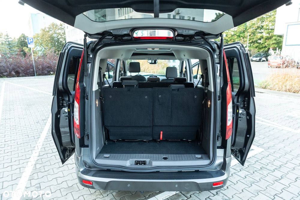 Ford Tourneo Connect - 23