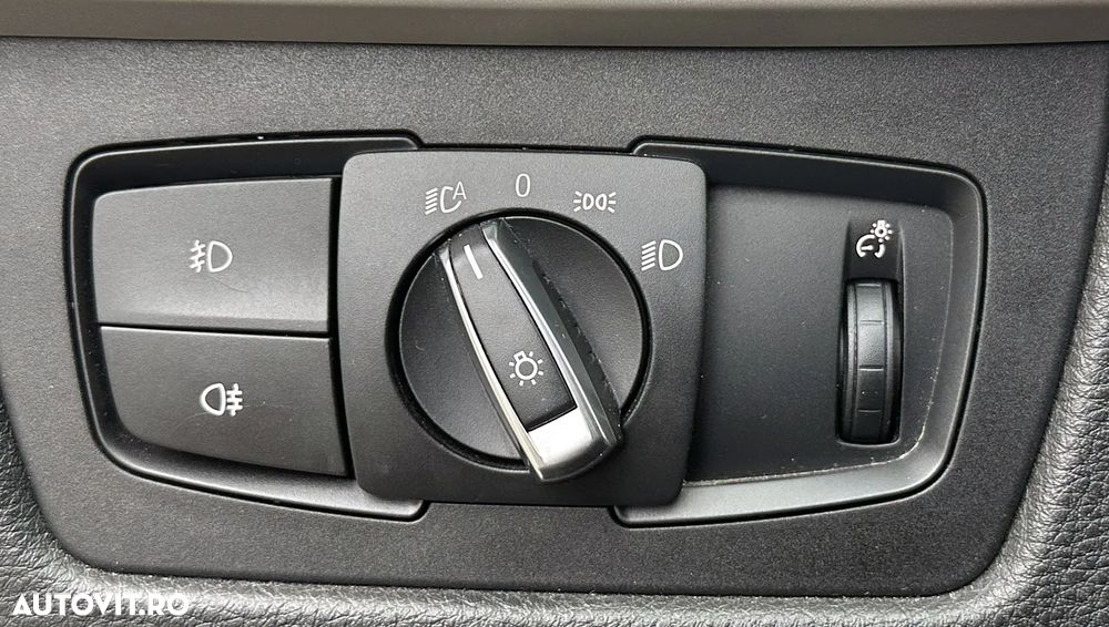 BMW Seria 3 330e iPerformance Advantage - 37