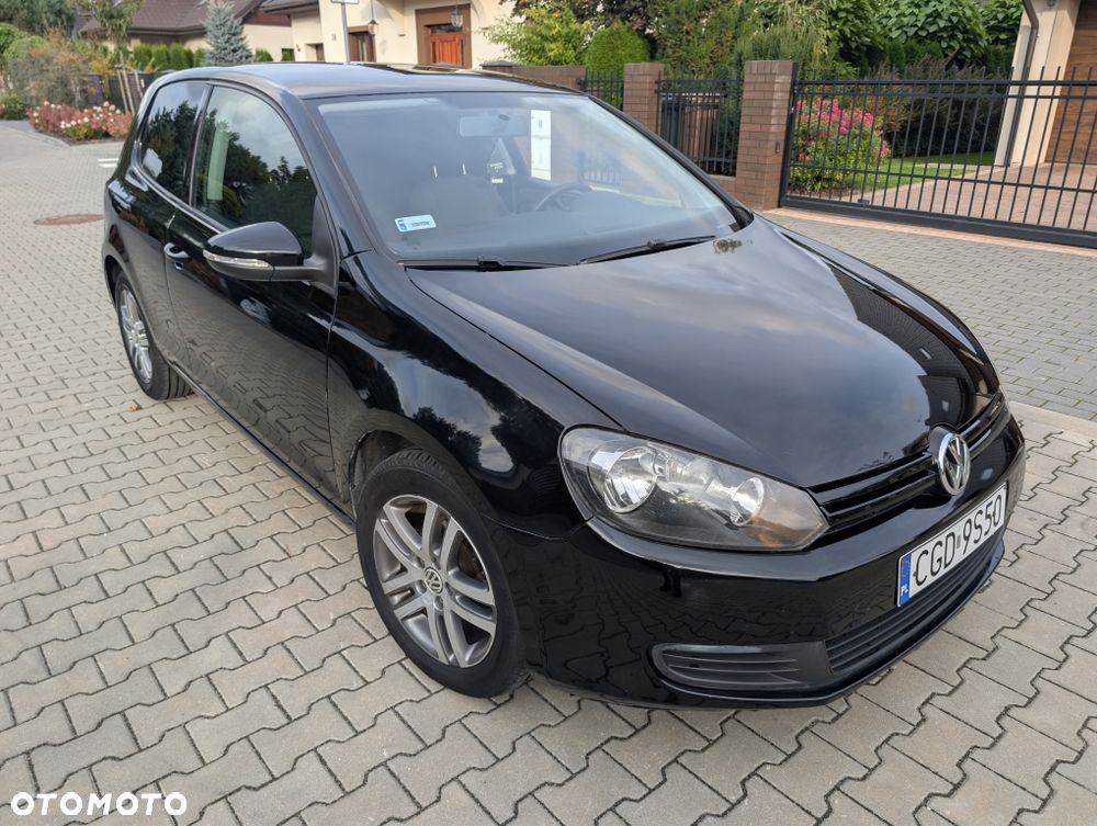 Volkswagen Golf - 1