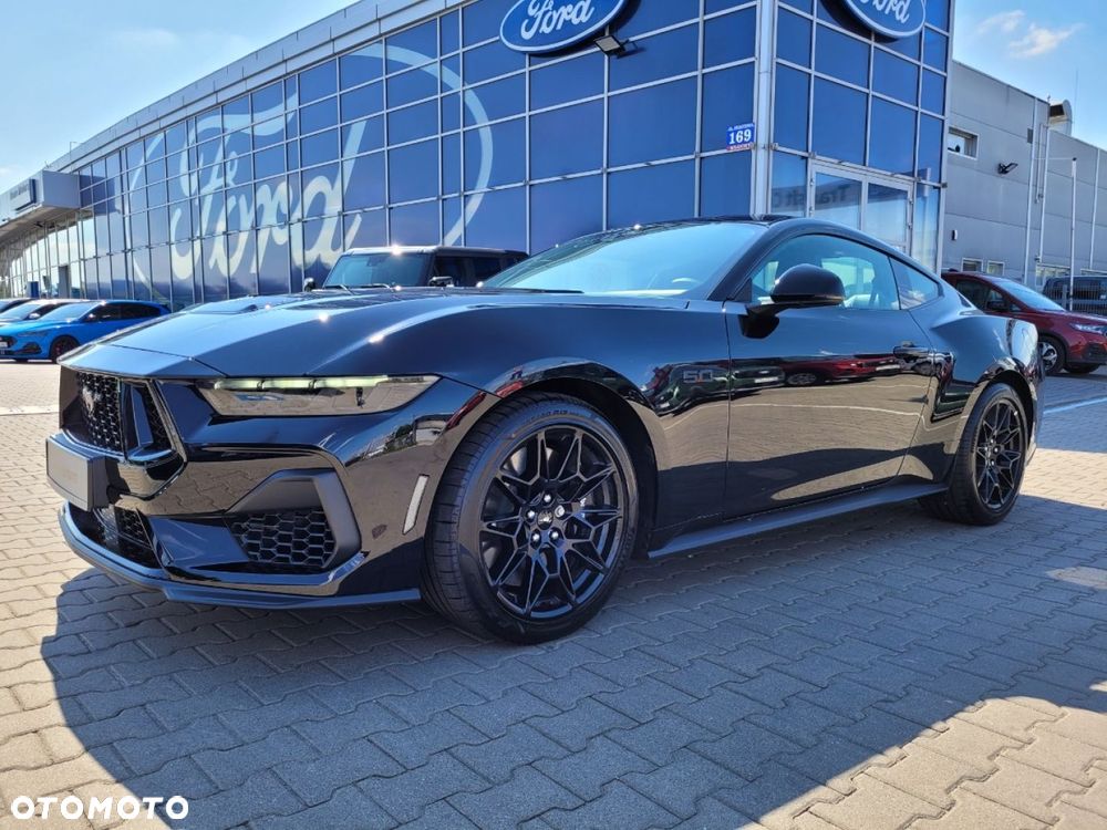 Ford Mustang - 3