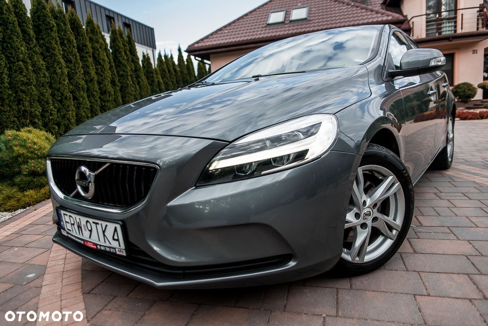Volvo V40 T2 Kinetic - 1