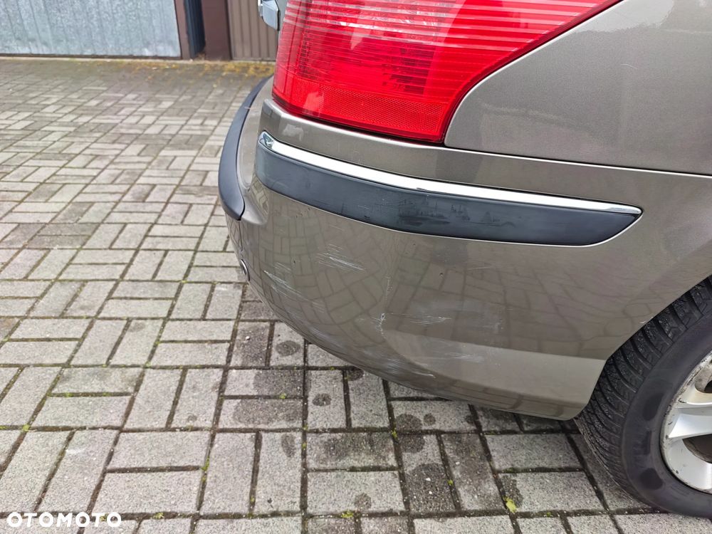 Peugeot 407 - 15