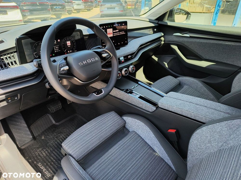 Skoda Superb 2.0 TSI Selection DSG - 15