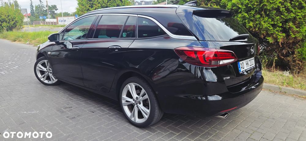 Opel Astra 1.6 BiTurbo D Start/Stop Sports Tourer Ultimate - 11