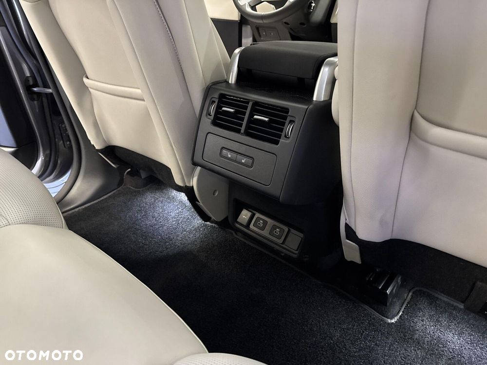 Land Rover Discovery - 22