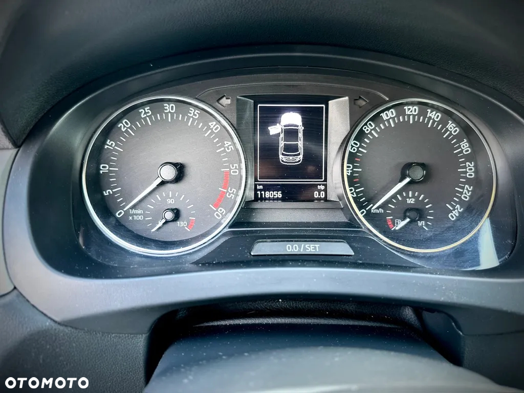 Skoda RAPID 1.4 TDI DPF Style - 31