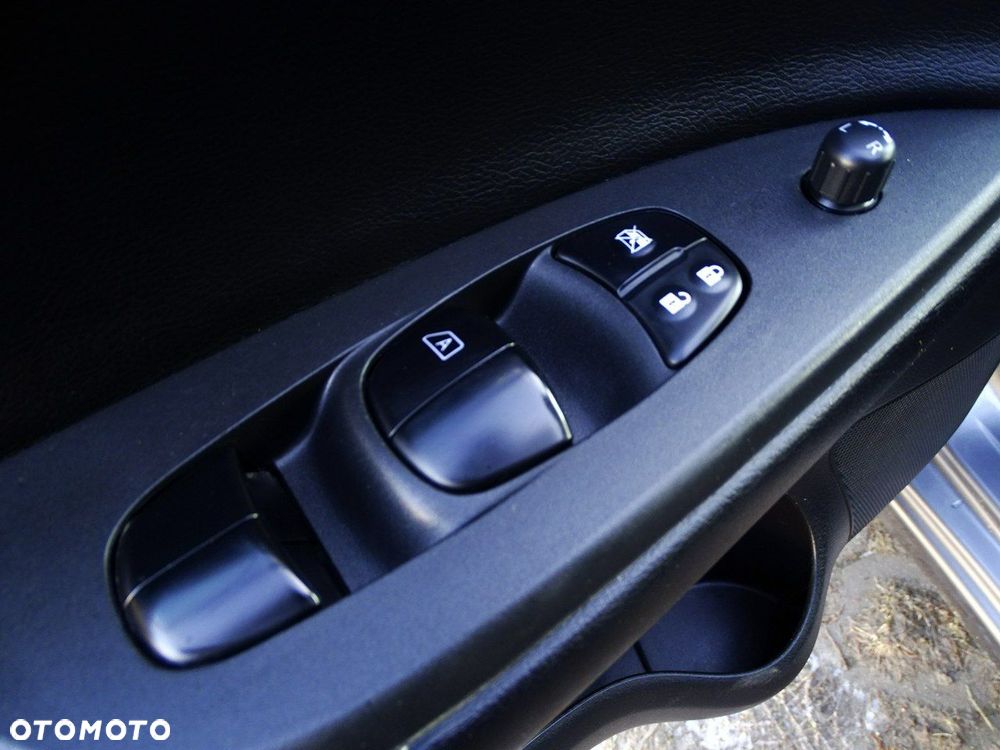 Nissan Pulsar 1.2 DIG-T Tekna - 22