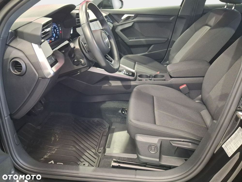 Audi A3 Sportback - 12