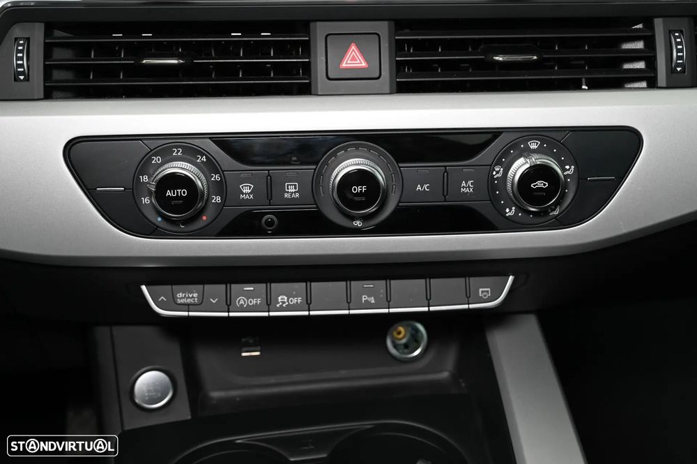Audi A4 40 TDI S tronic - 24