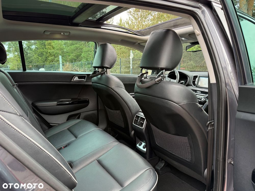 Kia Sportage 2,0 CRDI AWD Platinum - 27