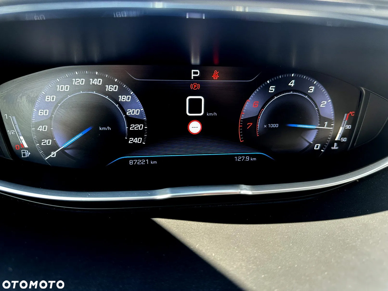 Peugeot 3008 1.2 PureTech Allure S&S EAT6 - 10