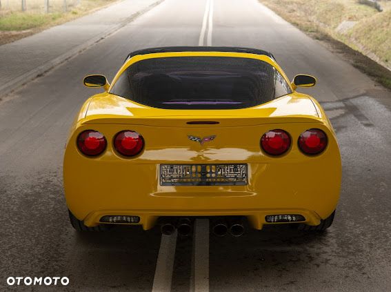 Chevrolet Corvette - 3